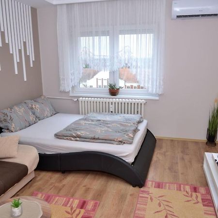 Apartman Ana Becej Luaran gambar