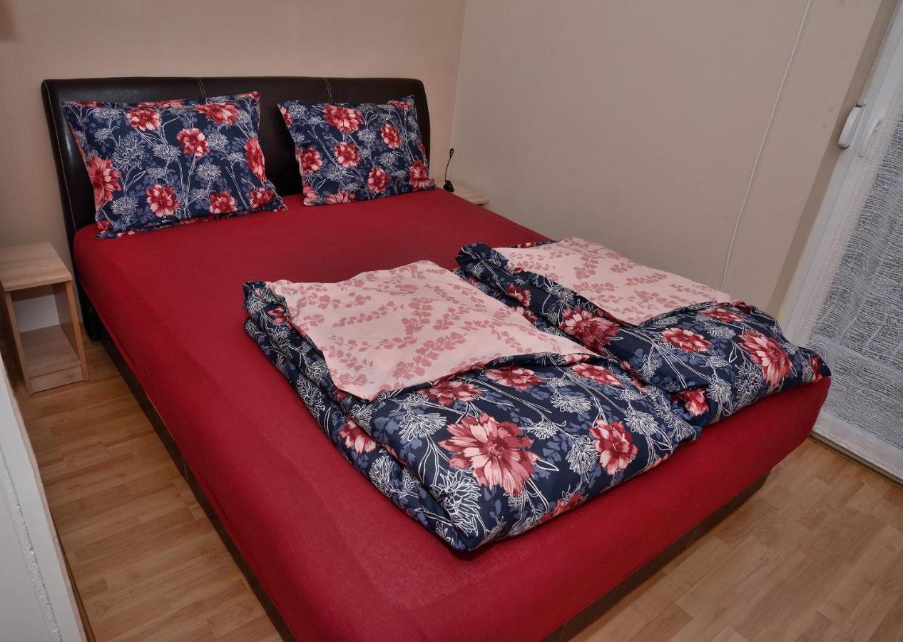 Apartman Ana Becej Luaran gambar